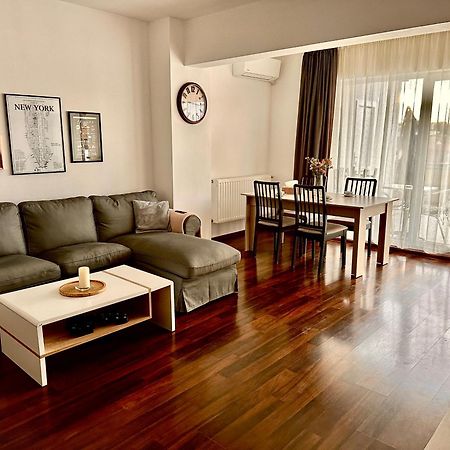 קלוז'-נאפוקה Bonjour Residence With Terrace And Parking מראה חיצוני תמונה